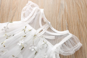 White Girl Party Dress Summer - Simple White Flower Girl Dresses. Material: Mesh & Cotton Pattern Type: Floral Season: Summer Sleeve Length(cm): Short Sleeve.3