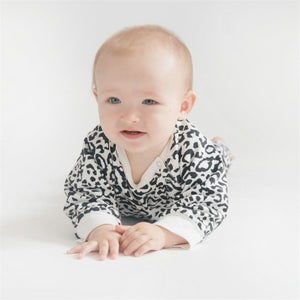 Leopard Baby Clothing Set Winter. Style: Casual. Fabric Type: Combed Cotton. Sleeve Style: REGULAR. Collar: O-Neck. Gender: Unisex. Sleeve Length(cm): Full. Pattern Type: Print 5