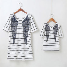 Load image into Gallery viewer, Mother and Daughter Short Sleeve Striped Dress